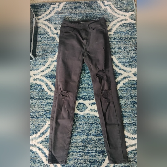 Levis - Picture 2 of 2